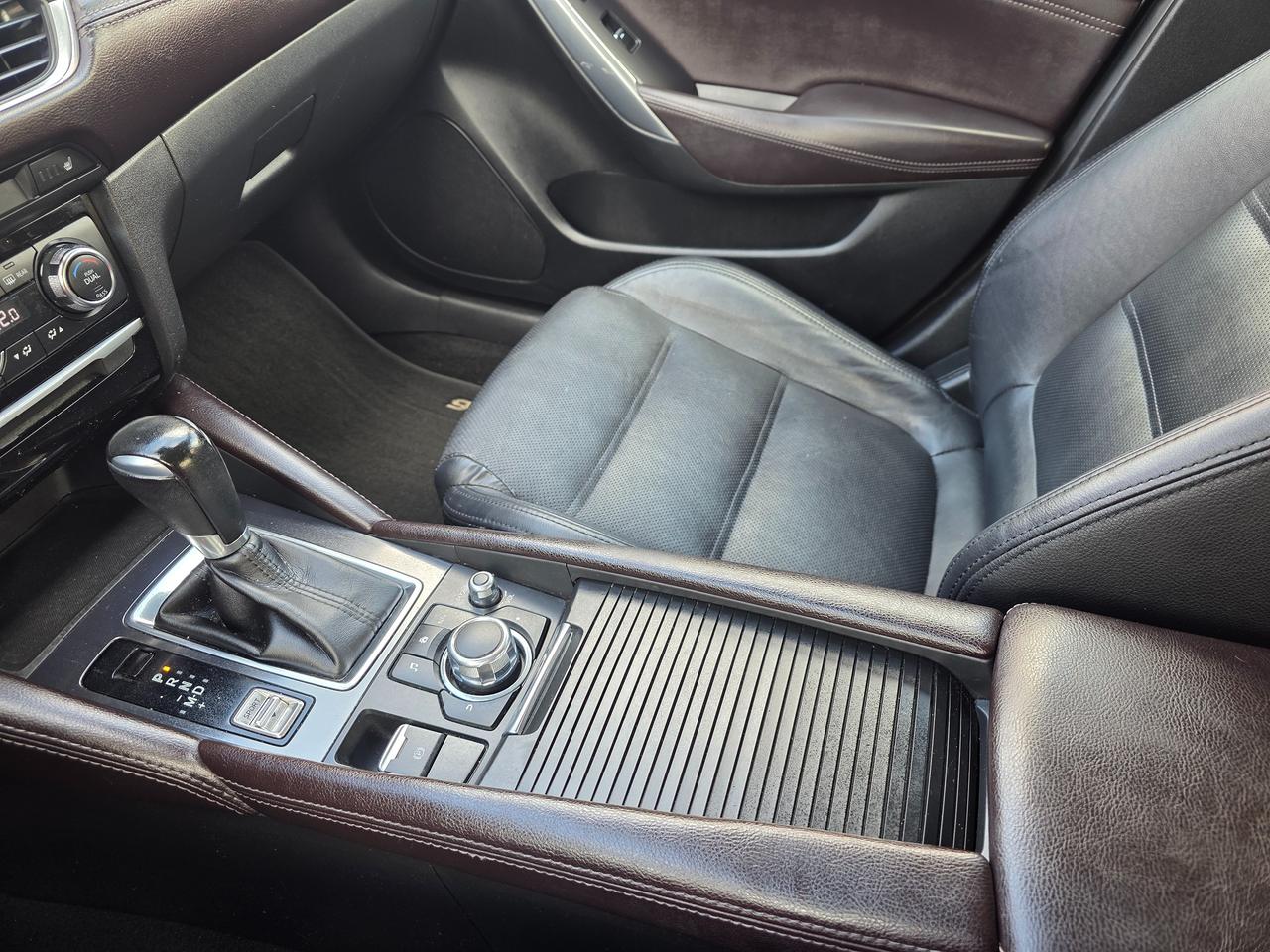 2017 Mazda MAZDA6 GS Photo