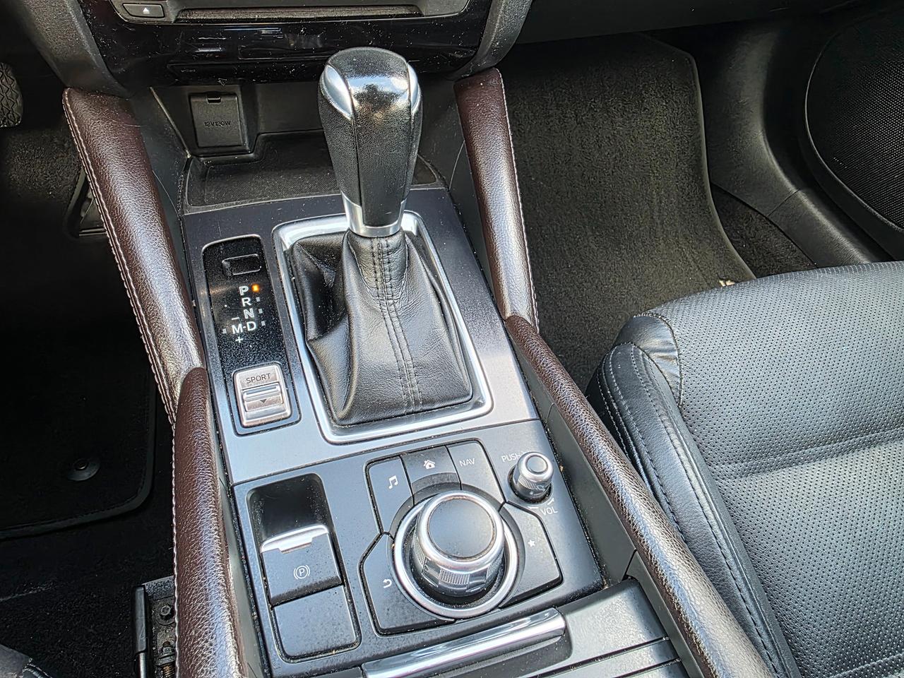 2017 Mazda MAZDA6 GS Photo