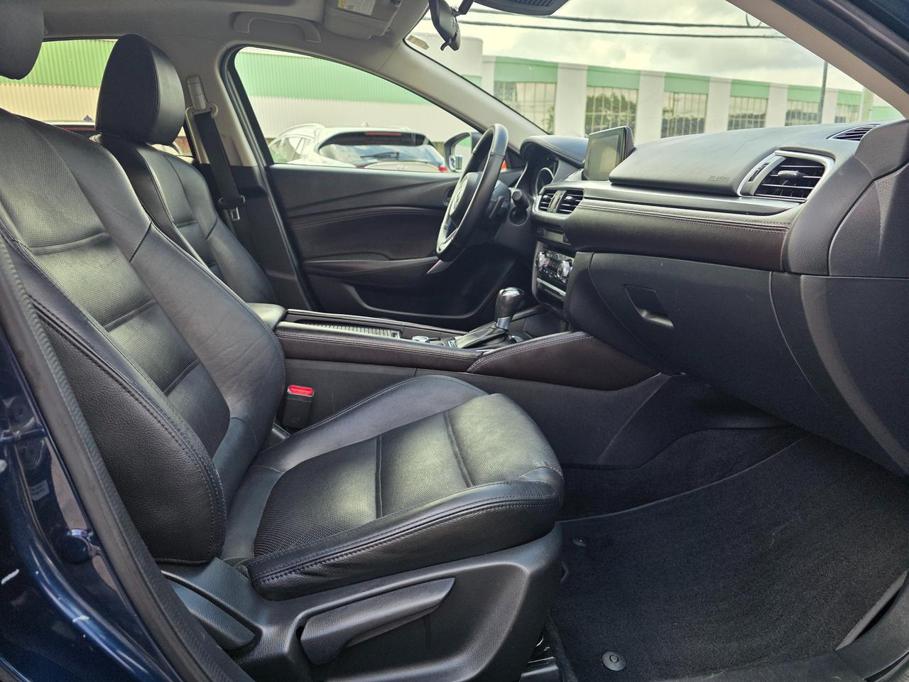 2017 Mazda MAZDA6 GS Photo