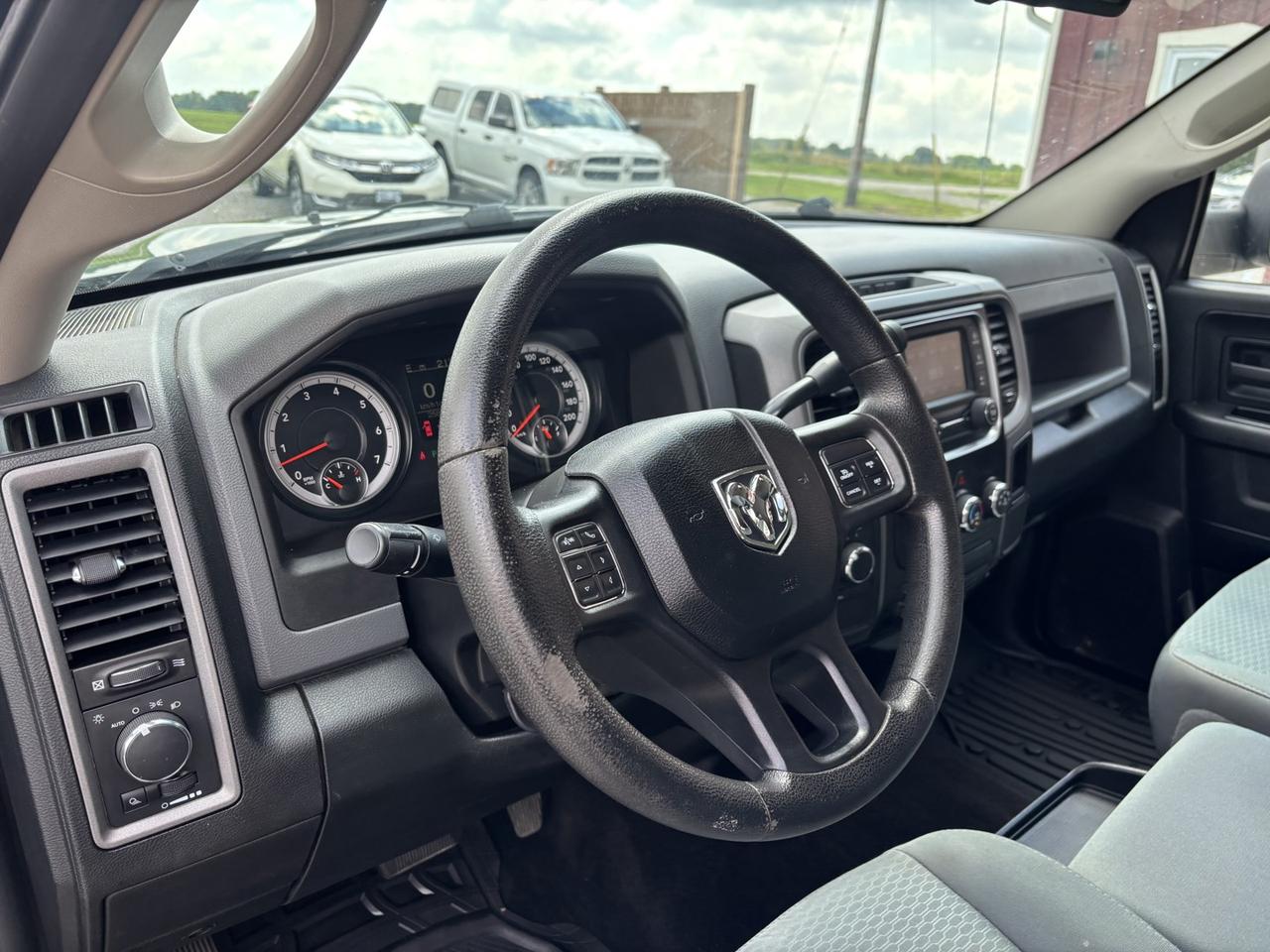 2015 RAM 1500 Tradesman ~44 Service Records~No accidents~ Photo