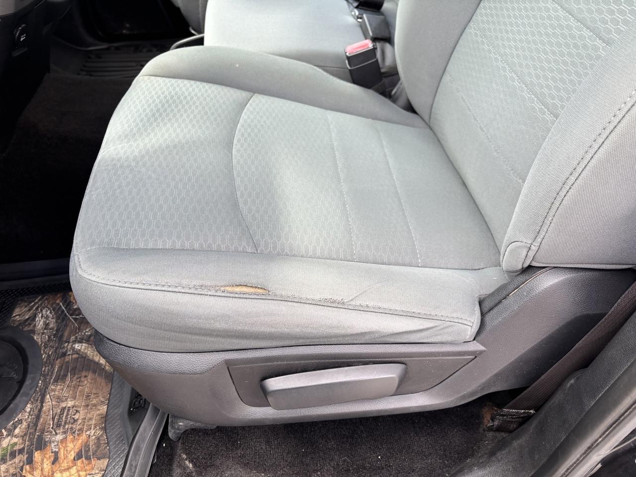 2015 RAM 1500 Tradesman ~44 Service Records~No accidents~ Photo