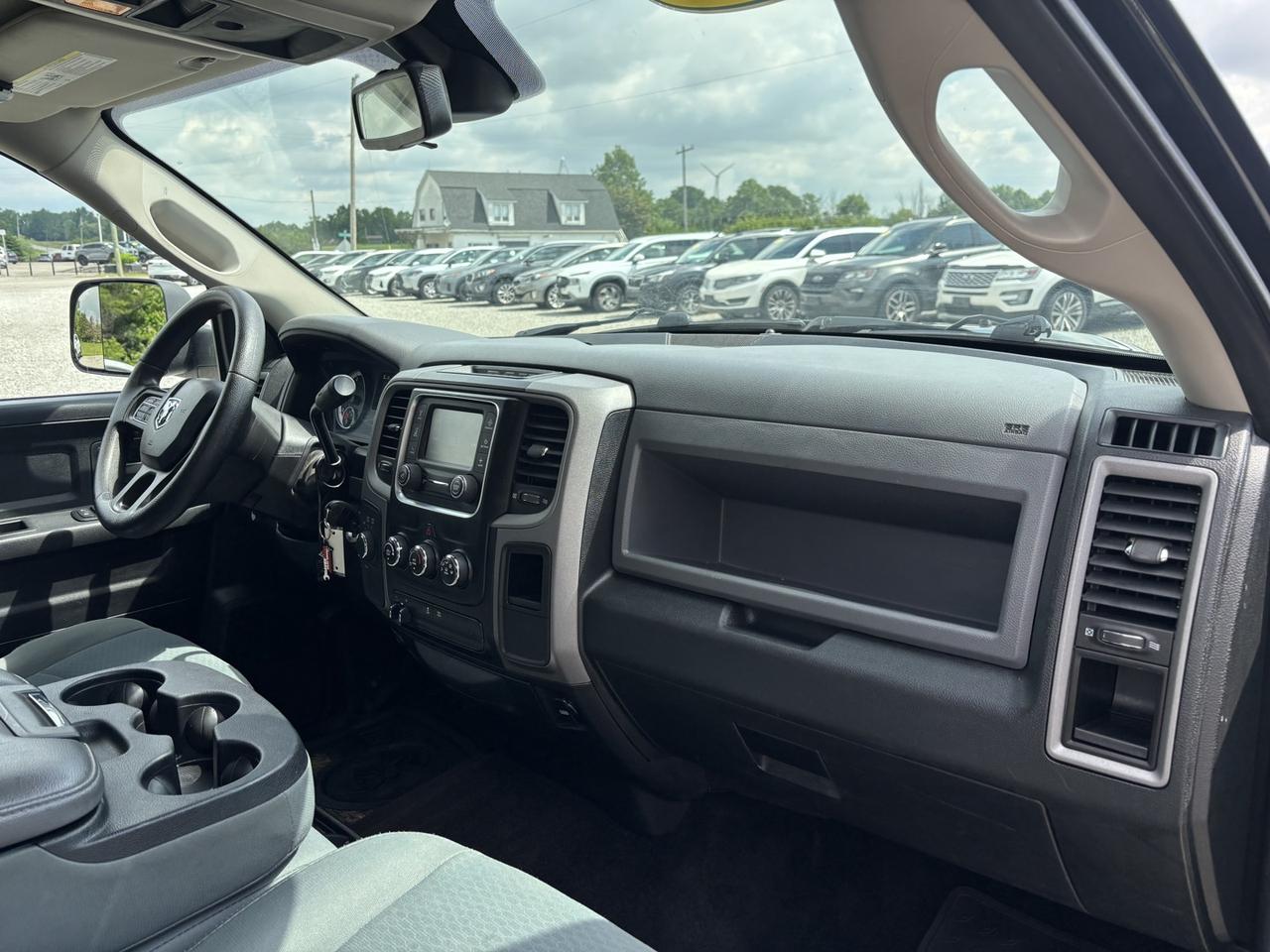 2015 RAM 1500 Tradesman ~44 Service Records~No accidents~ Photo