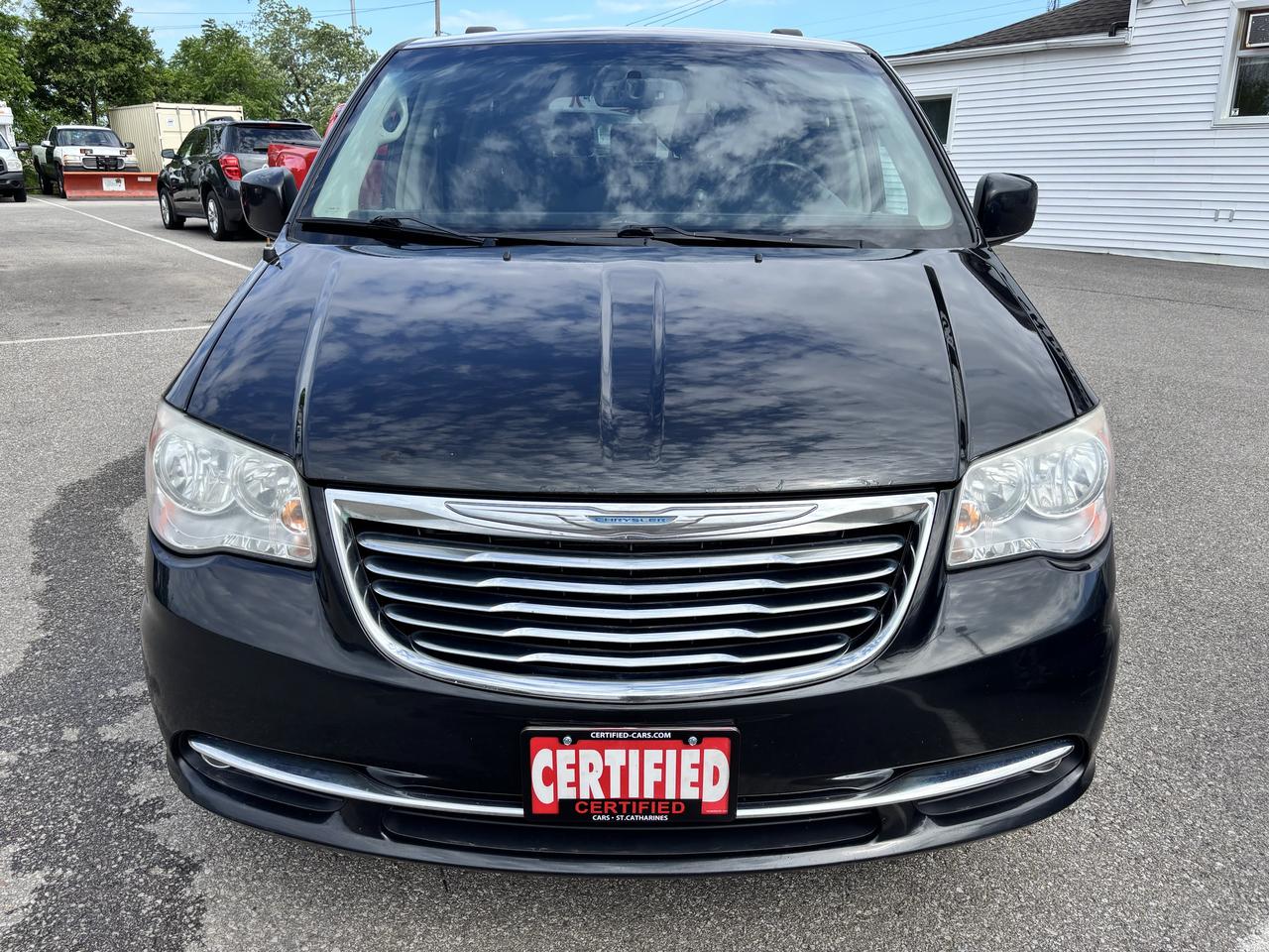 2015 Chrysler Town & Country Touring ** HTD LEATH, BACK CAM ** Photo