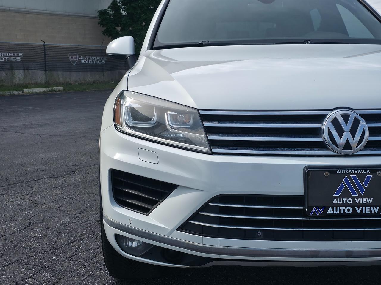 2017 Volkswagen Touareg Wolfsburg Edition *DEALER SERVICED* Photo
