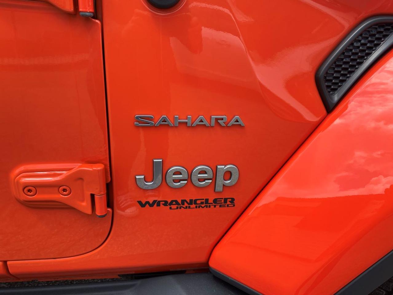 2018 Jeep Wrangler Unlimited Sahara WITH NAVIGATION!! Photo3