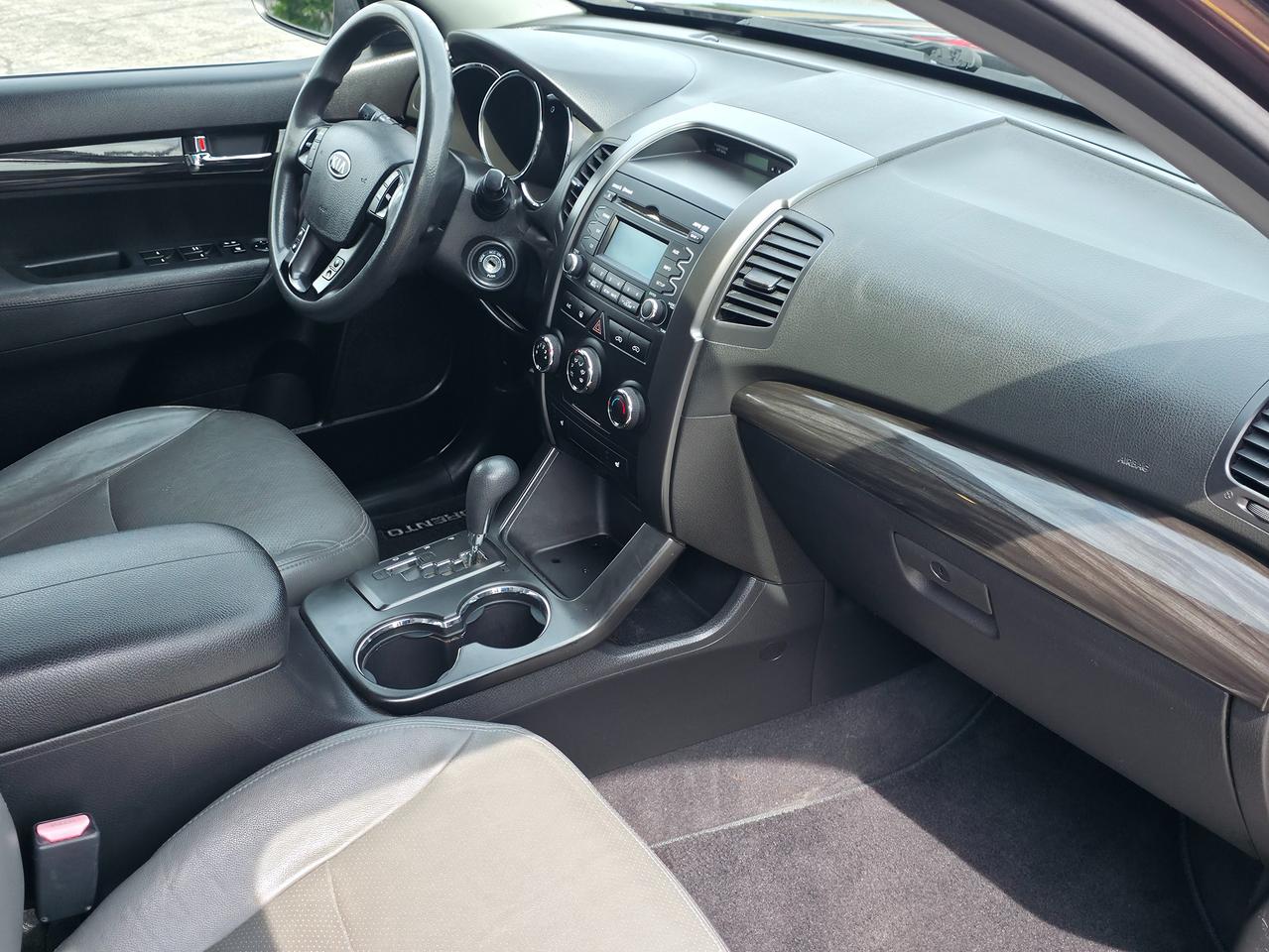 2012 Kia Sorento FWD 4dr I4 GDI Auto LX *GREAT MID-SIZED SUV* Photo