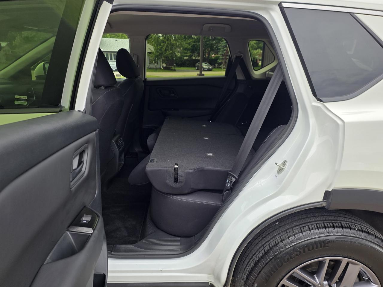 2024 Nissan Rogue S AWD Photo