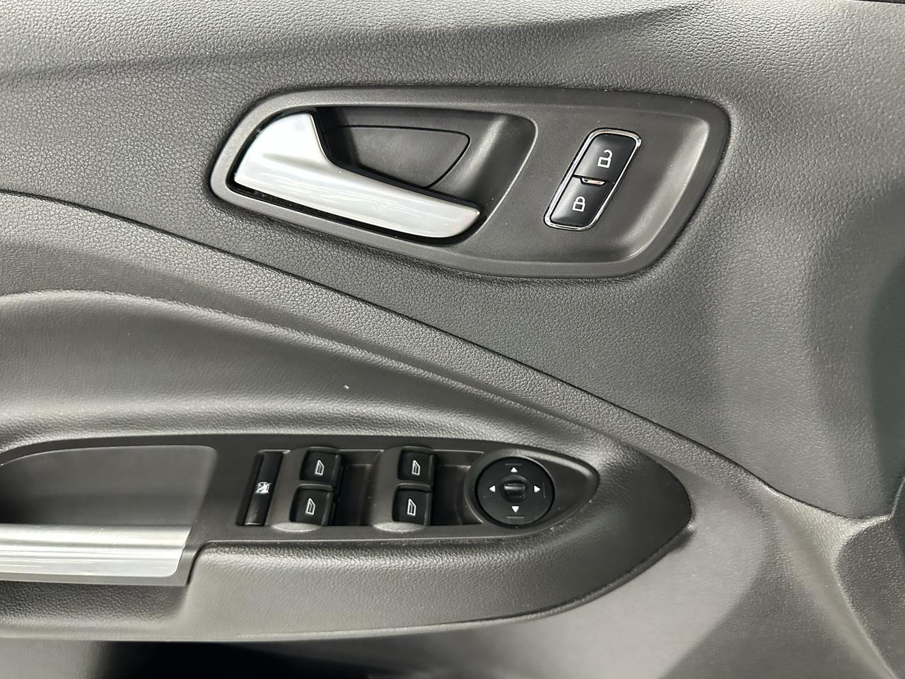 2016 Ford Escape 4WD 4dr SE Photo31
