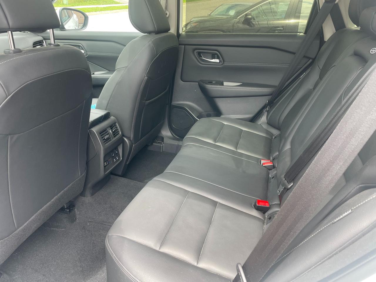 2024 Nissan Rogue AWD SL Photo