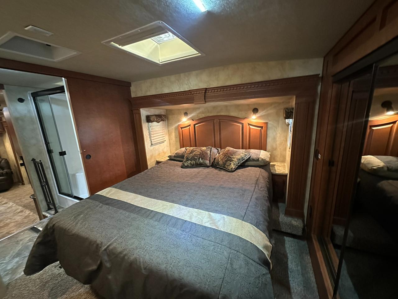 2015 Arctic Fox Grande Ronde 29-5T 