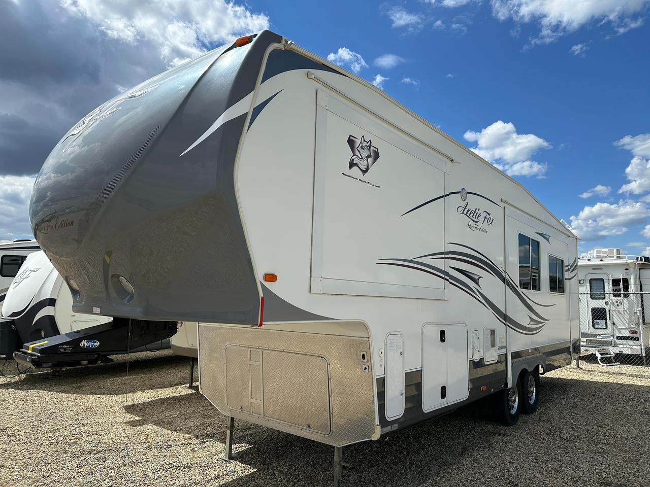 2015 Arctic Fox Grande Ronde 29-5T 