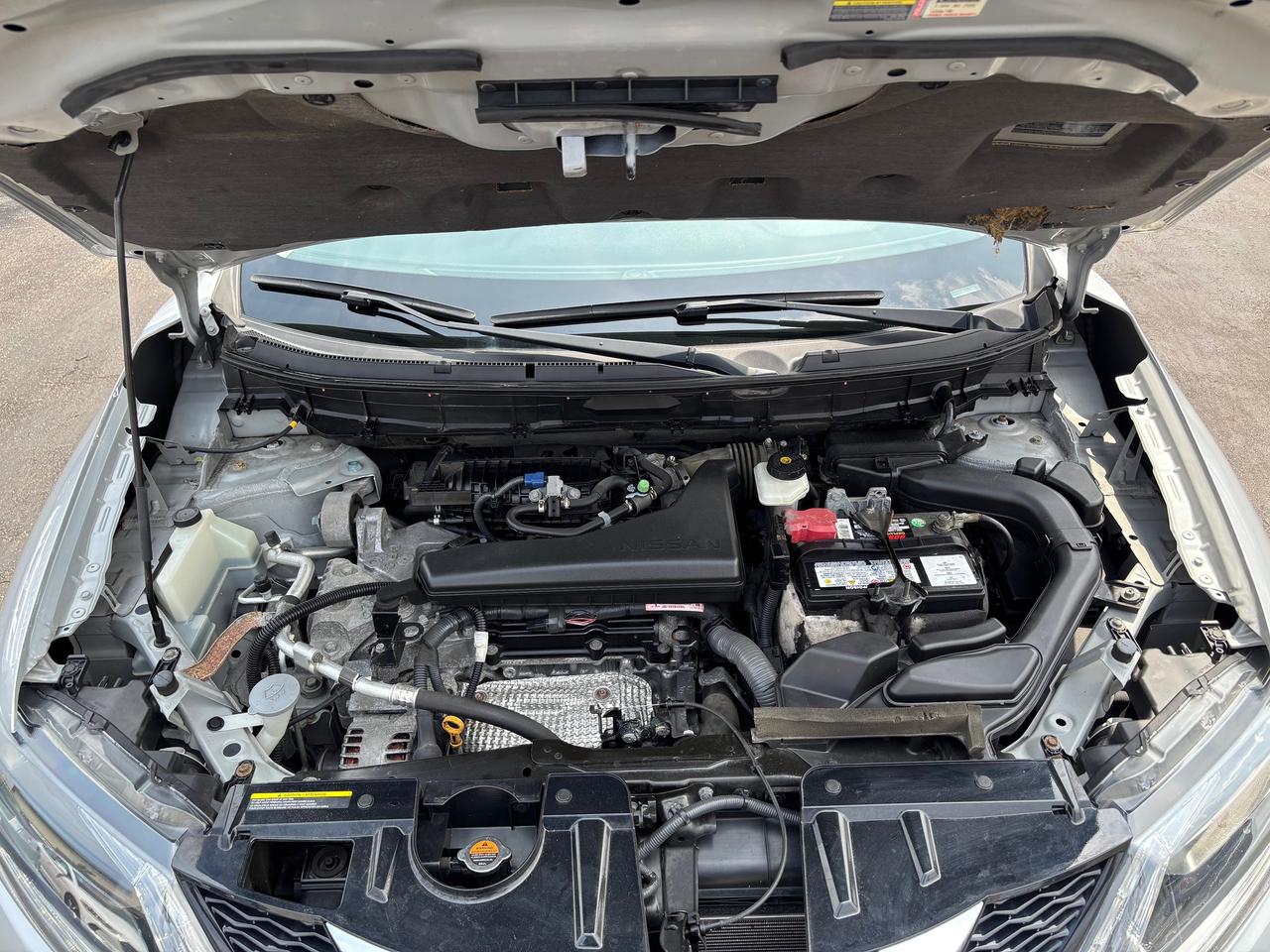 2014 Nissan Rogue SV Photo