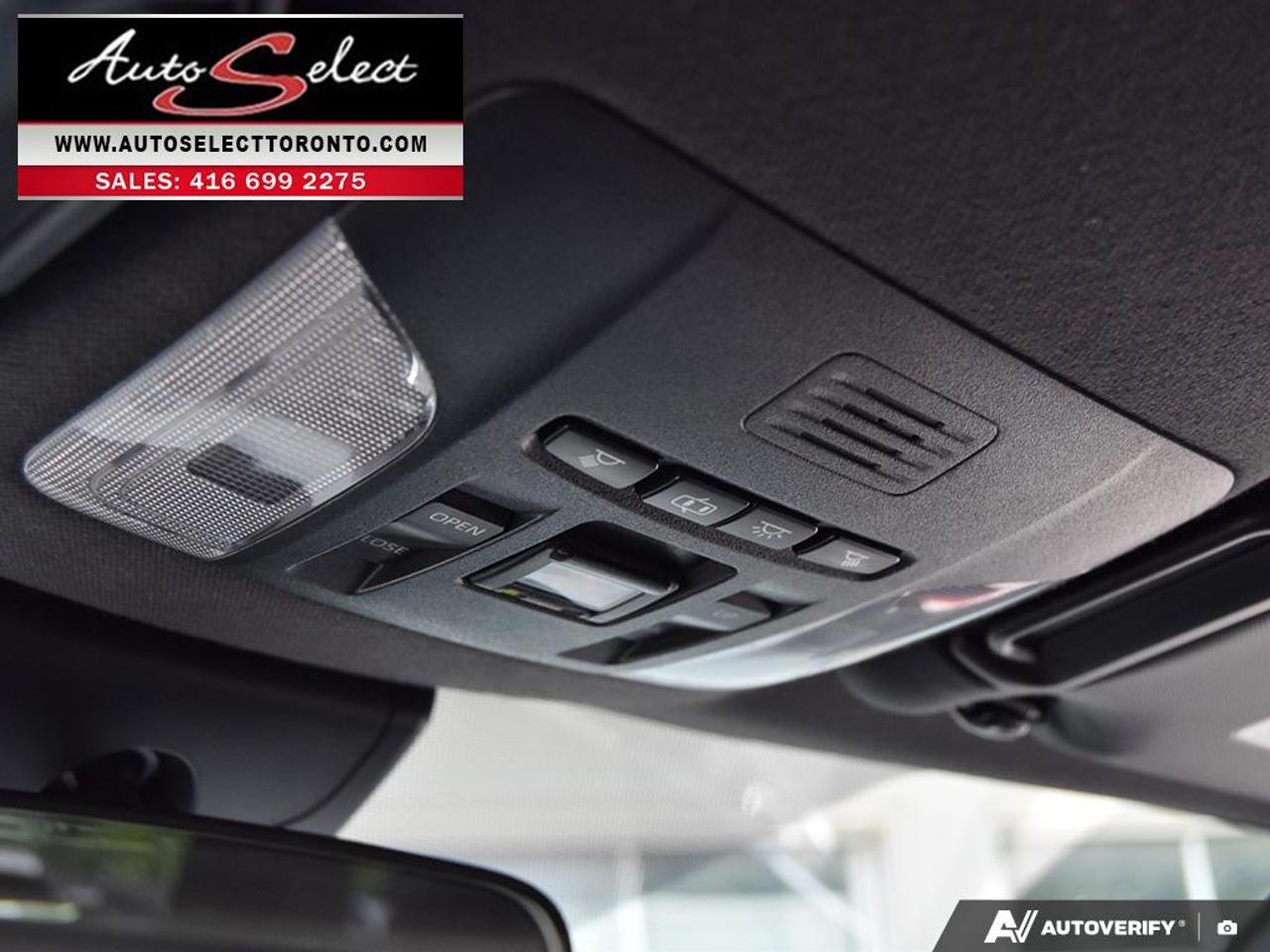 2021 Toyota Corolla SE Only 65KM - Apple Carplay - Sunroof - Backup Cam Photo