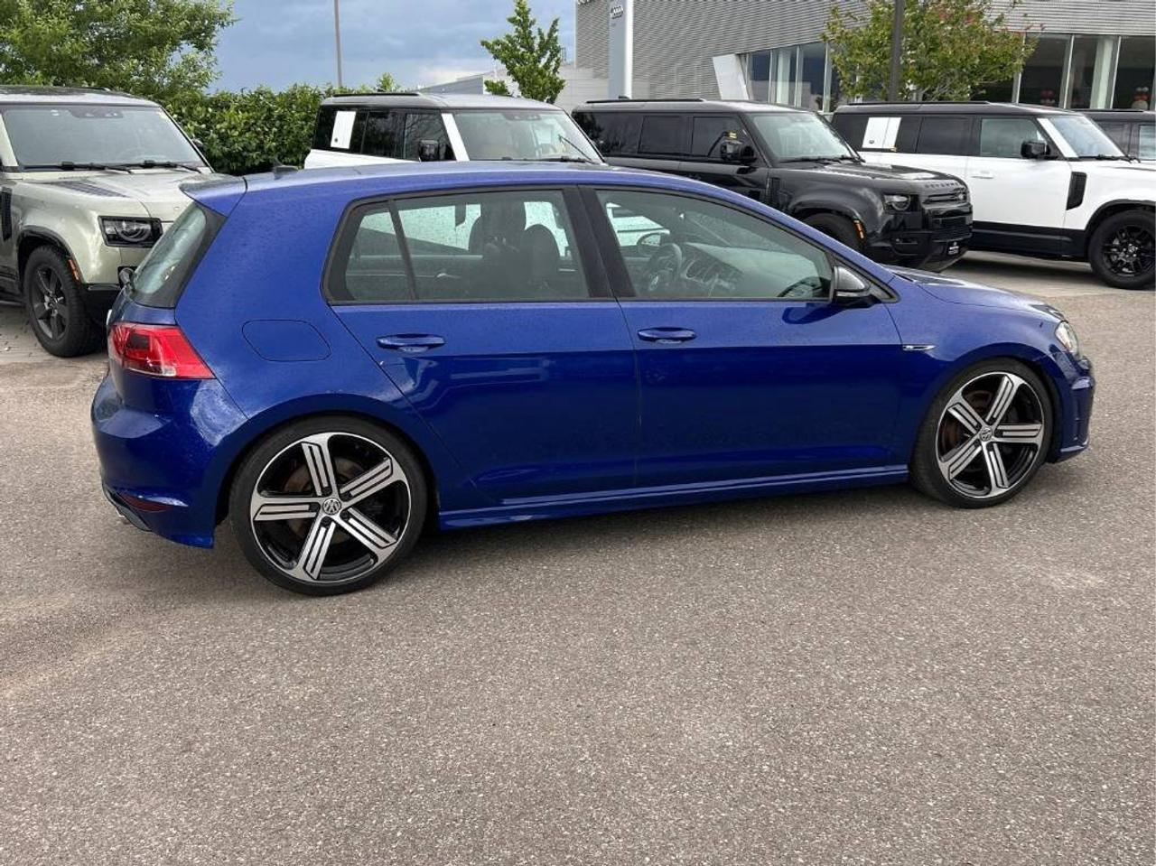 Used 2016 Volkswagen Golf R 2.0 TSI LOW KMS! | NEW ARRIVAL | PLEASE CALL AHEAD for sale in Waterloo, ON
