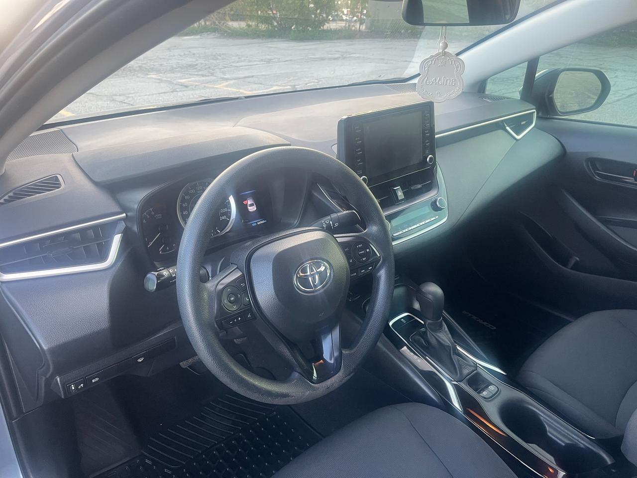 2022 Toyota Corolla LE CVT Photo
