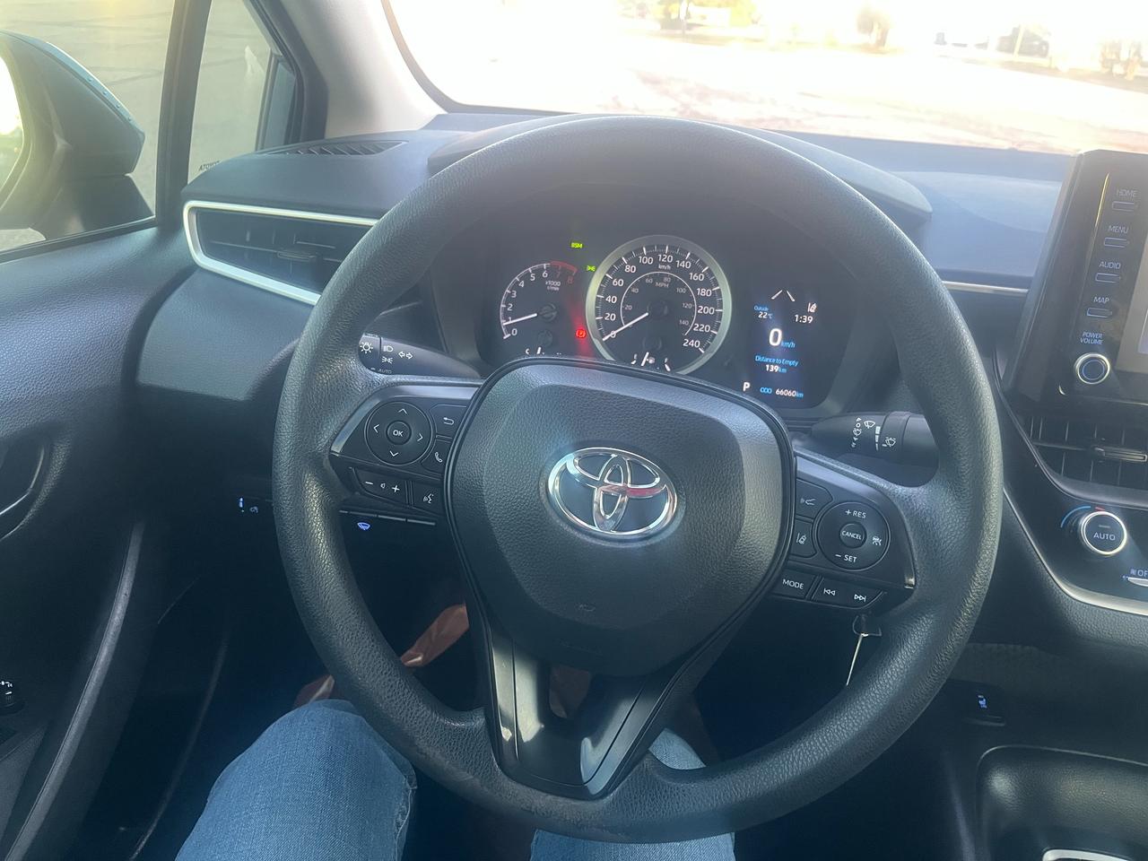 2022 Toyota Corolla LE CVT Photo