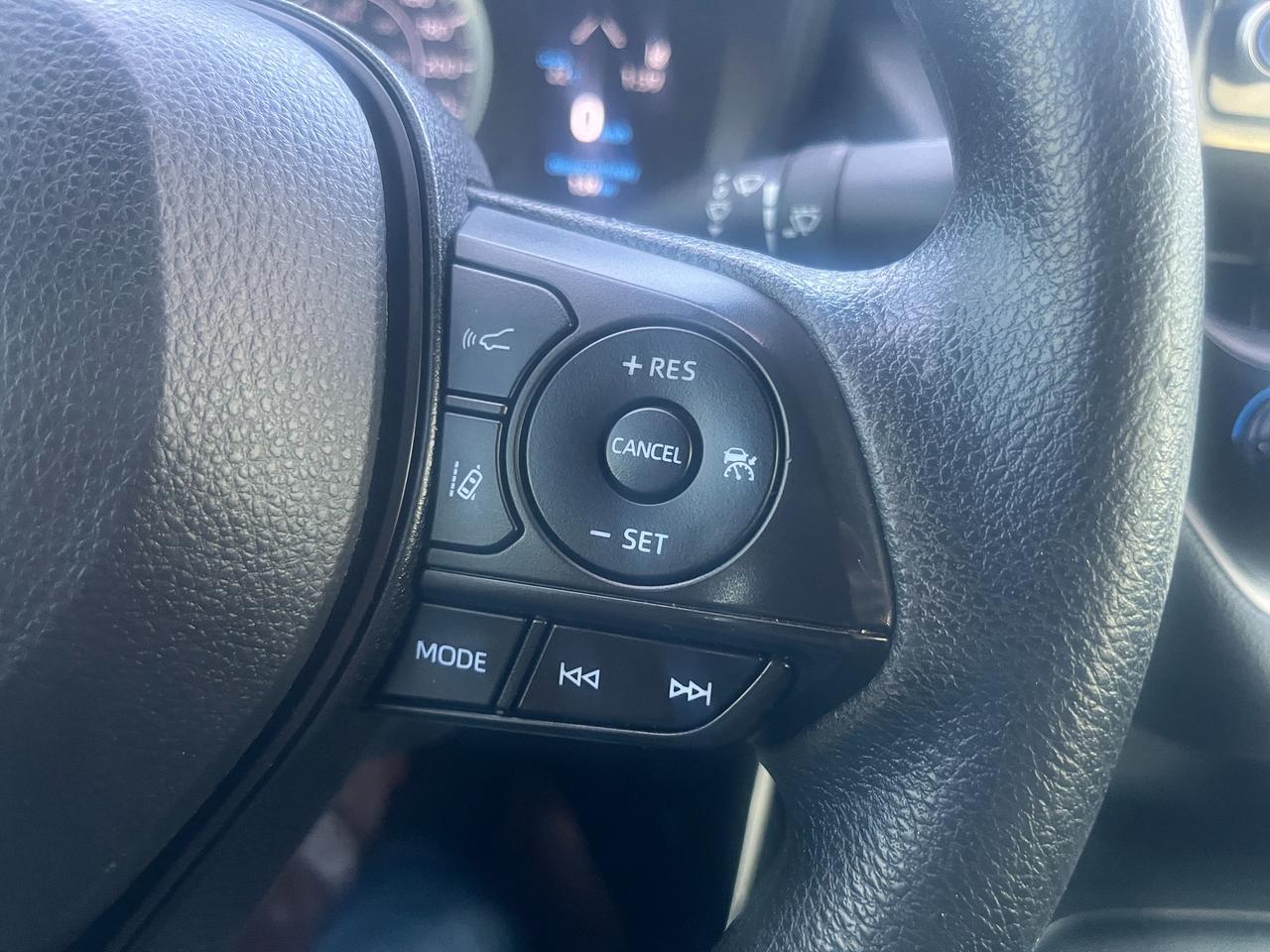 2022 Toyota Corolla LE CVT Photo