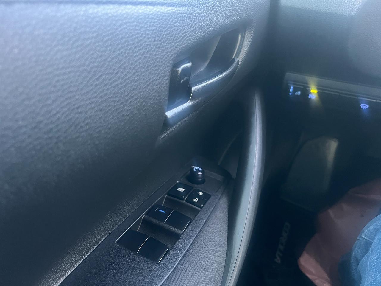 2022 Toyota Corolla LE CVT Photo