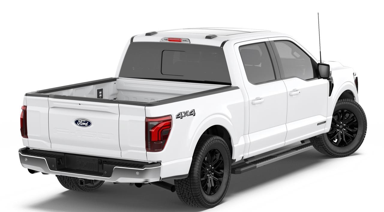 2026 Ford F-150 Lariat 4WD SuperCrew 5.5' Box Hybrid Photo2