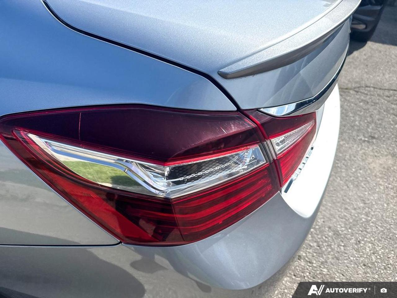 2017 Honda Accord SPORT / NO ACCIDENTS / ROOF / HTD SEATS / PWR SEAT Photo