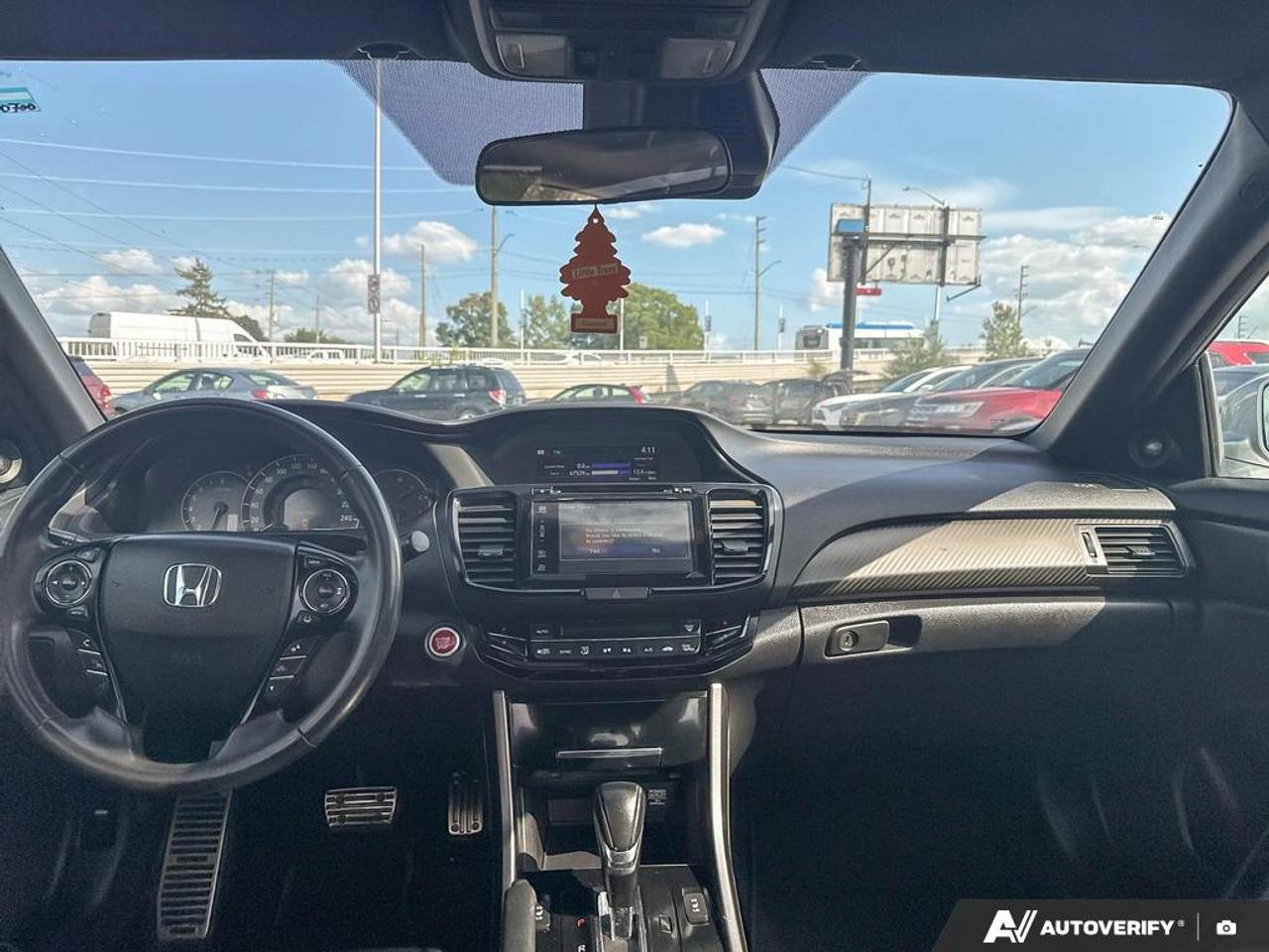 2017 Honda Accord SPORT / NO ACCIDENTS / ROOF / HTD SEATS / PWR SEAT Photo