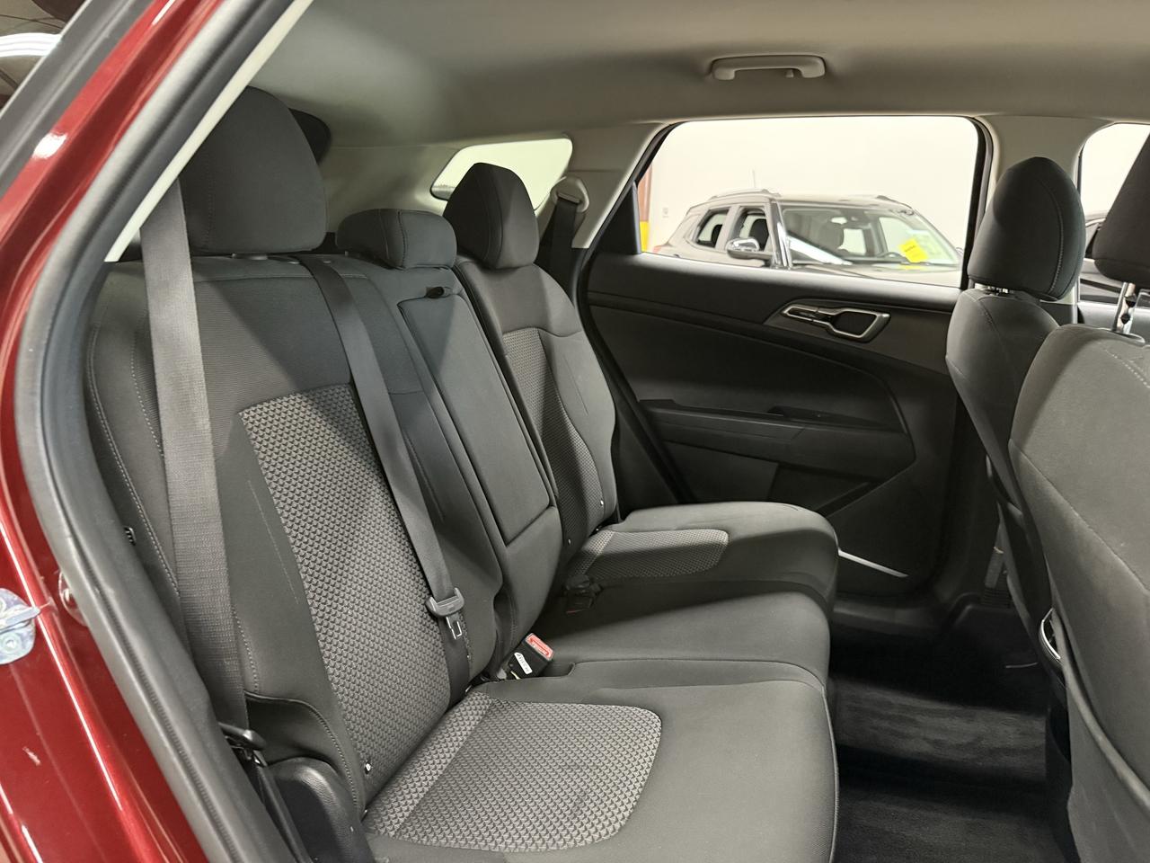 2023 Kia Sportage LX Photo