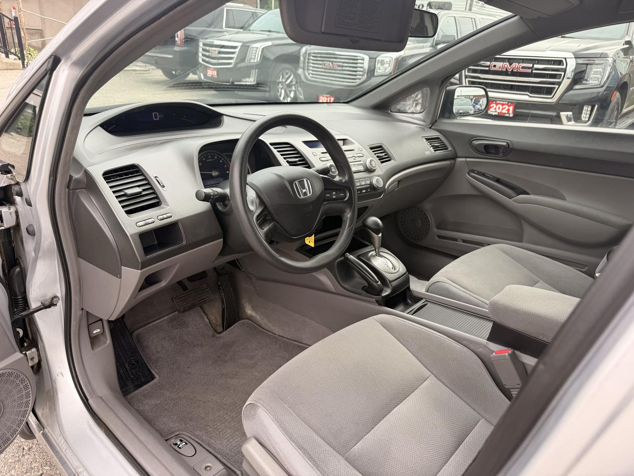 2008 Honda Civic DX-G Photo