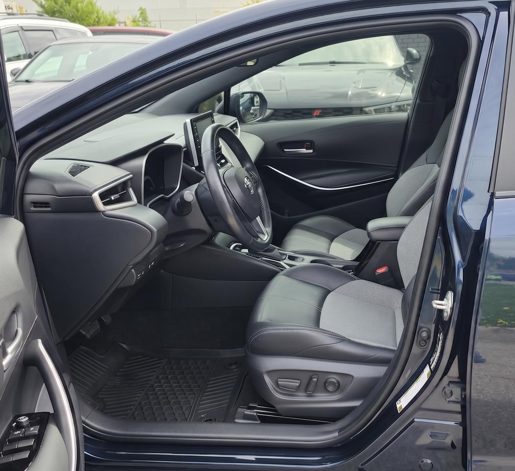 2021 Toyota Corolla XSE / NO ACCIDENTS / LEATHER / HTD SEATS /PWR SEAT Photo3