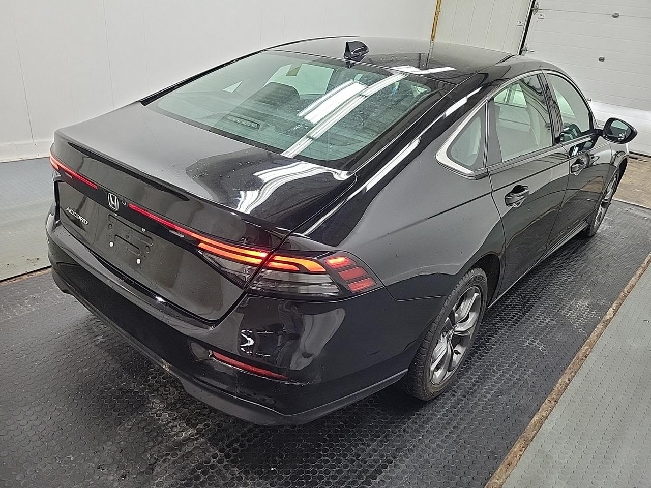 2023 Honda Accord EX Photo