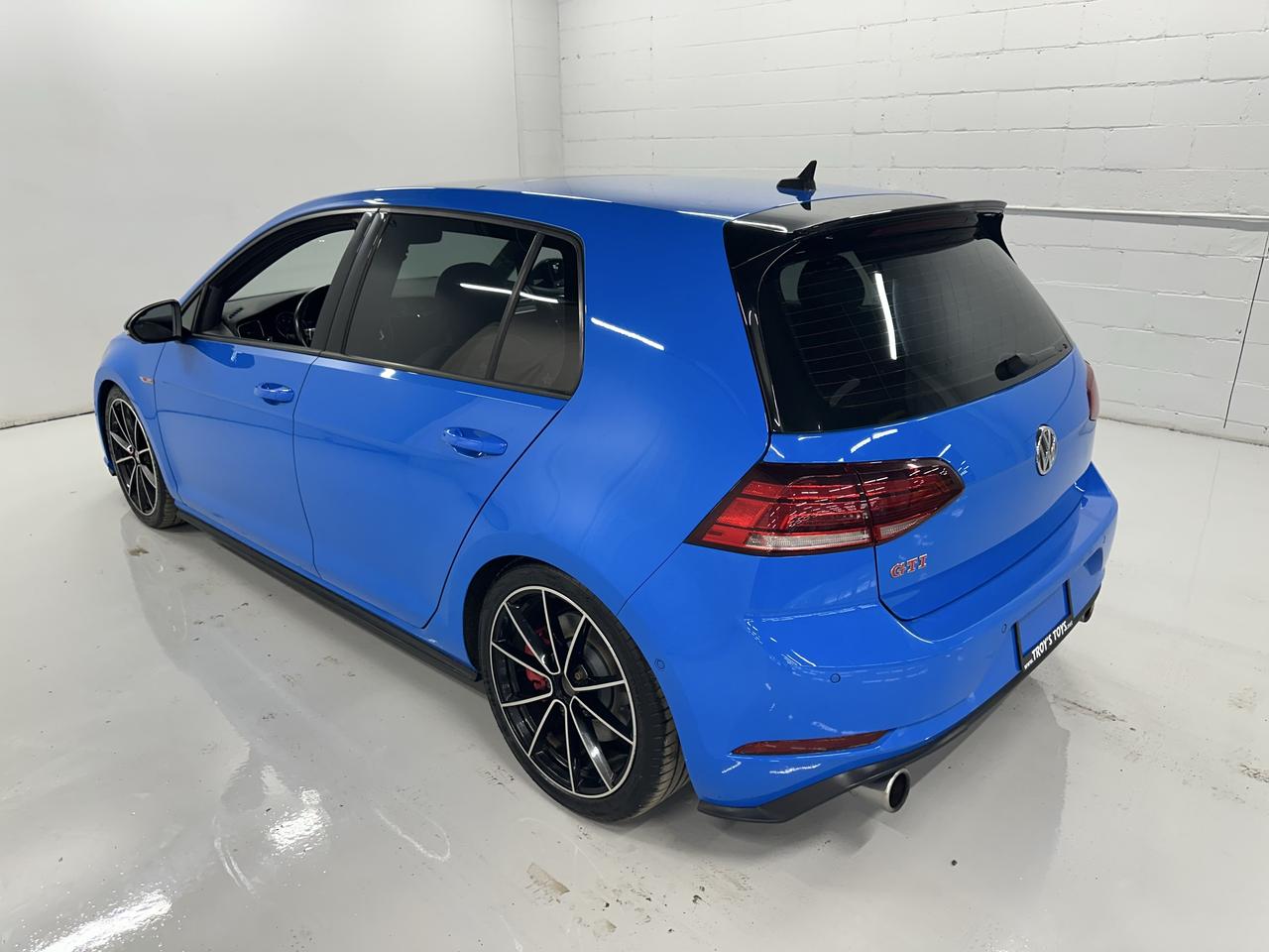 2021 Volkswagen Golf Autobahn Manual Photo