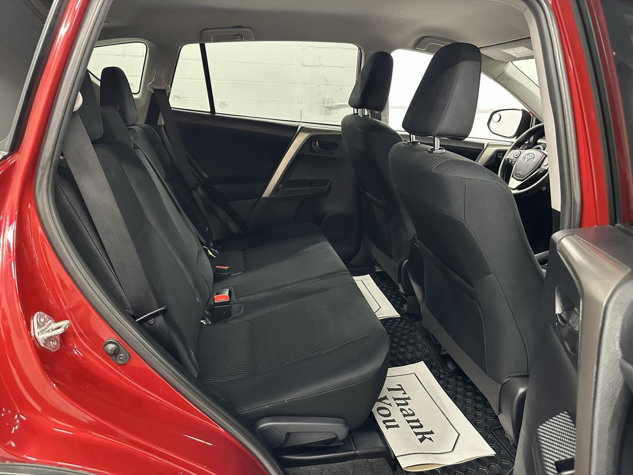 2015 Toyota RAV4 FWD 4dr LE Photo