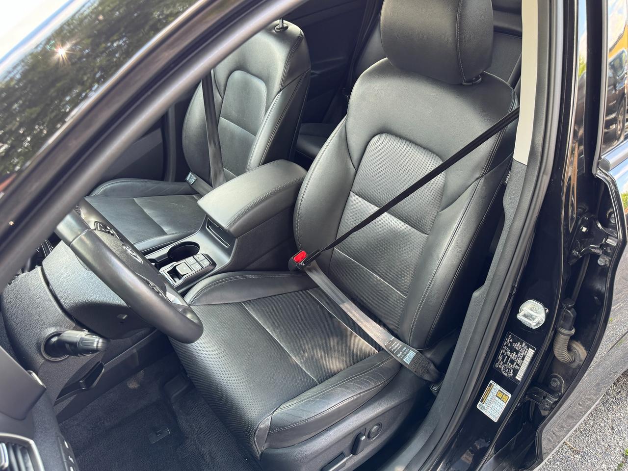 2021 Hyundai Tucson Luxury AWD+CLEAN CARFAX+Pano Roof+Leather Photo