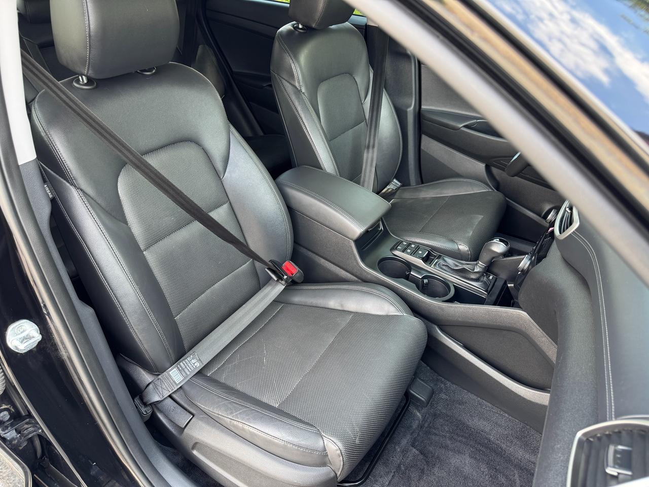 2021 Hyundai Tucson Luxury AWD+CLEAN CARFAX+Pano Roof+Leather Photo