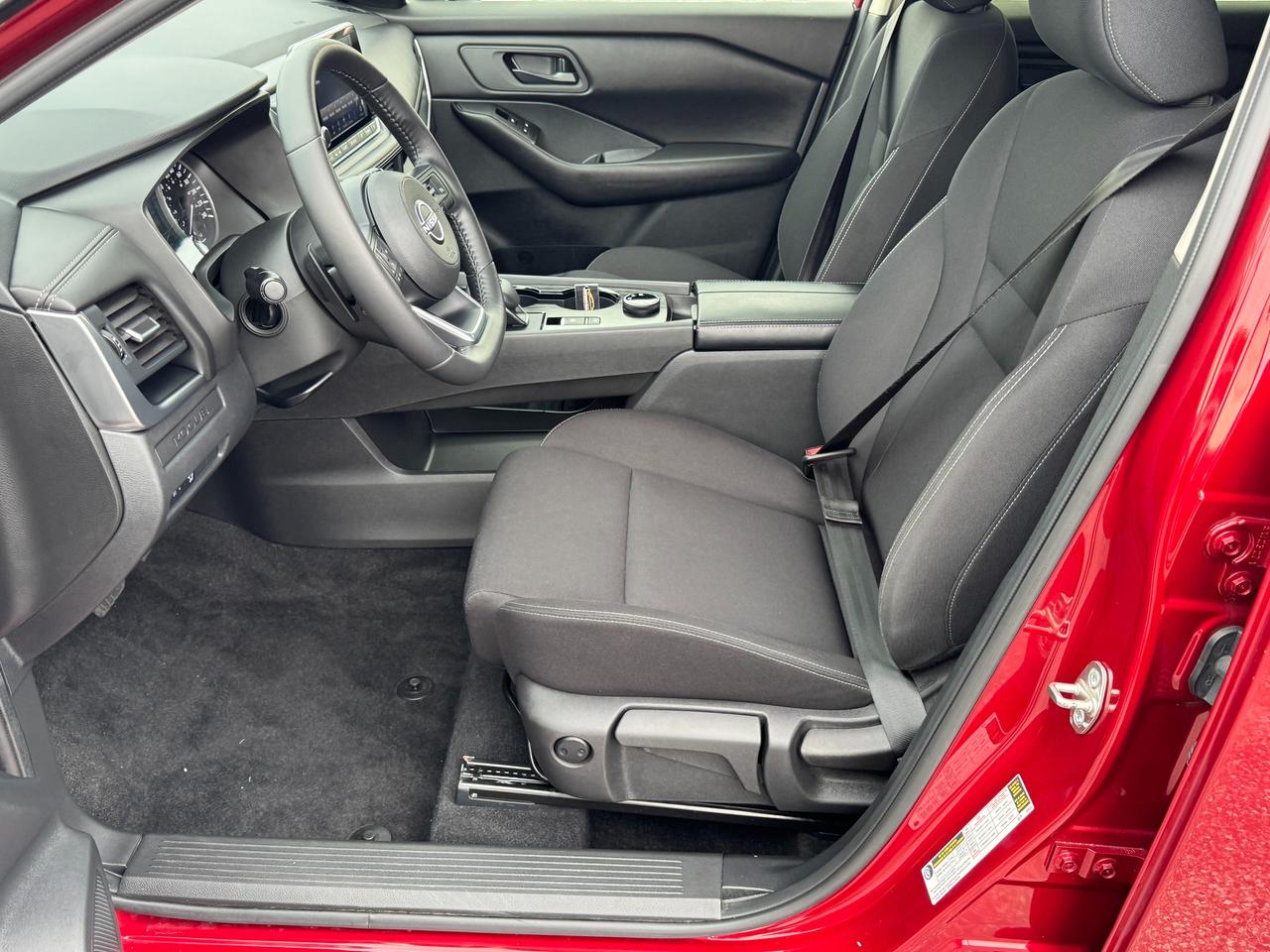 2024 Nissan Rogue S AWD+ONE OWNER+CLEAN CARFAX+LEASE RETURN Photo