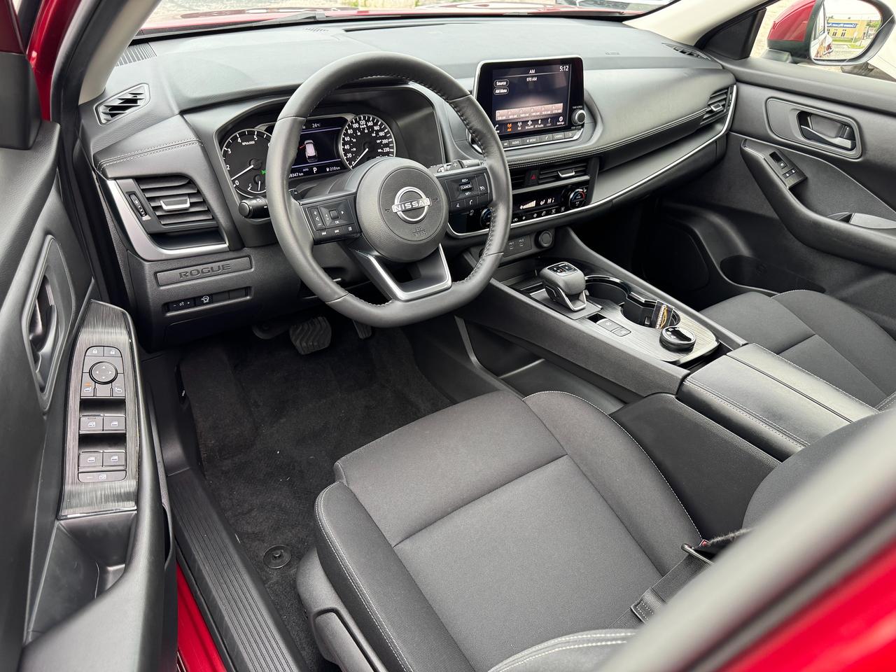 2024 Nissan Rogue S AWD+ONE OWNER+CLEAN CARFAX+LEASE RETURN Photo