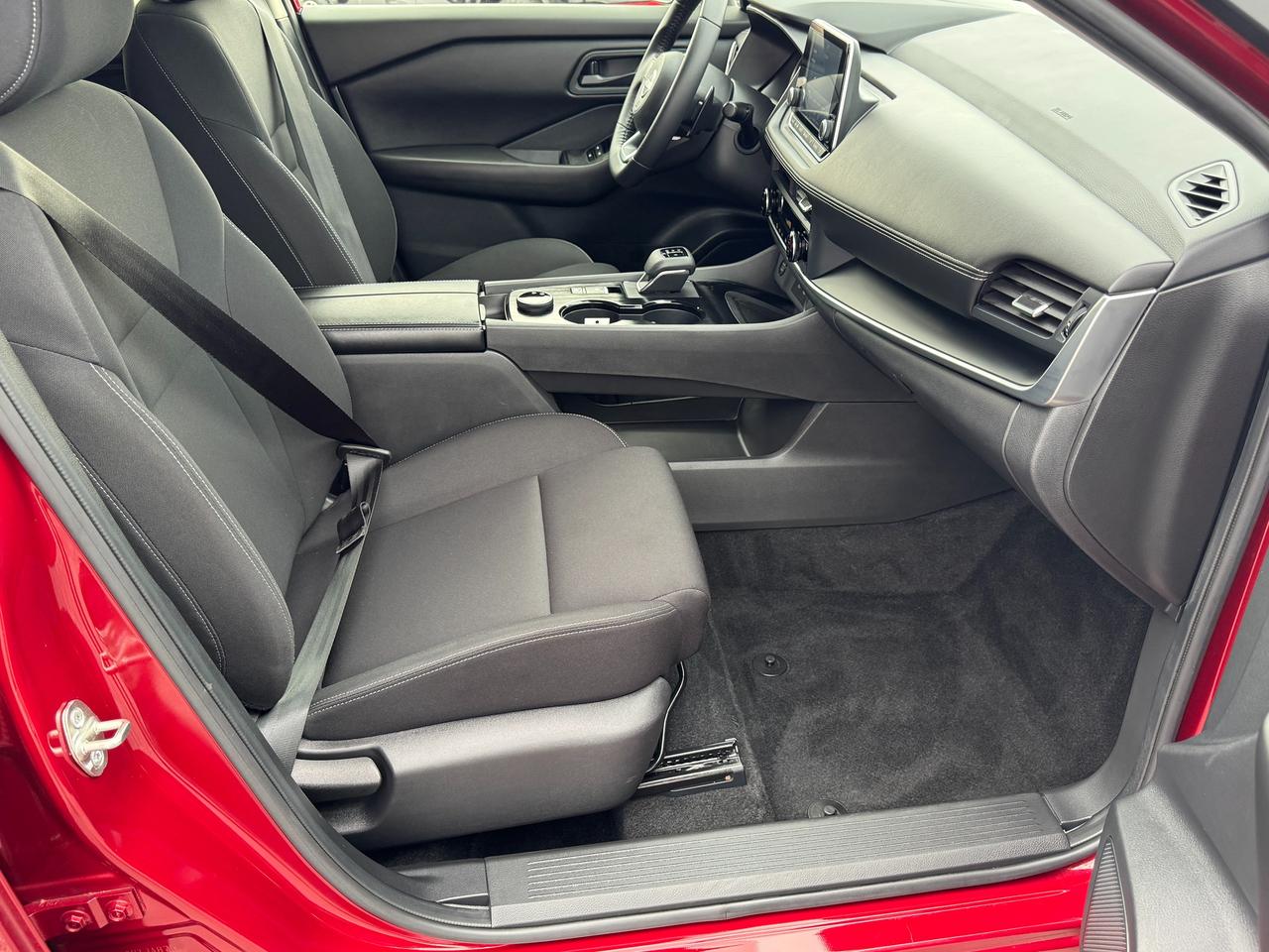 2024 Nissan Rogue S AWD+ONE OWNER+CLEAN CARFAX+LEASE RETURN Photo
