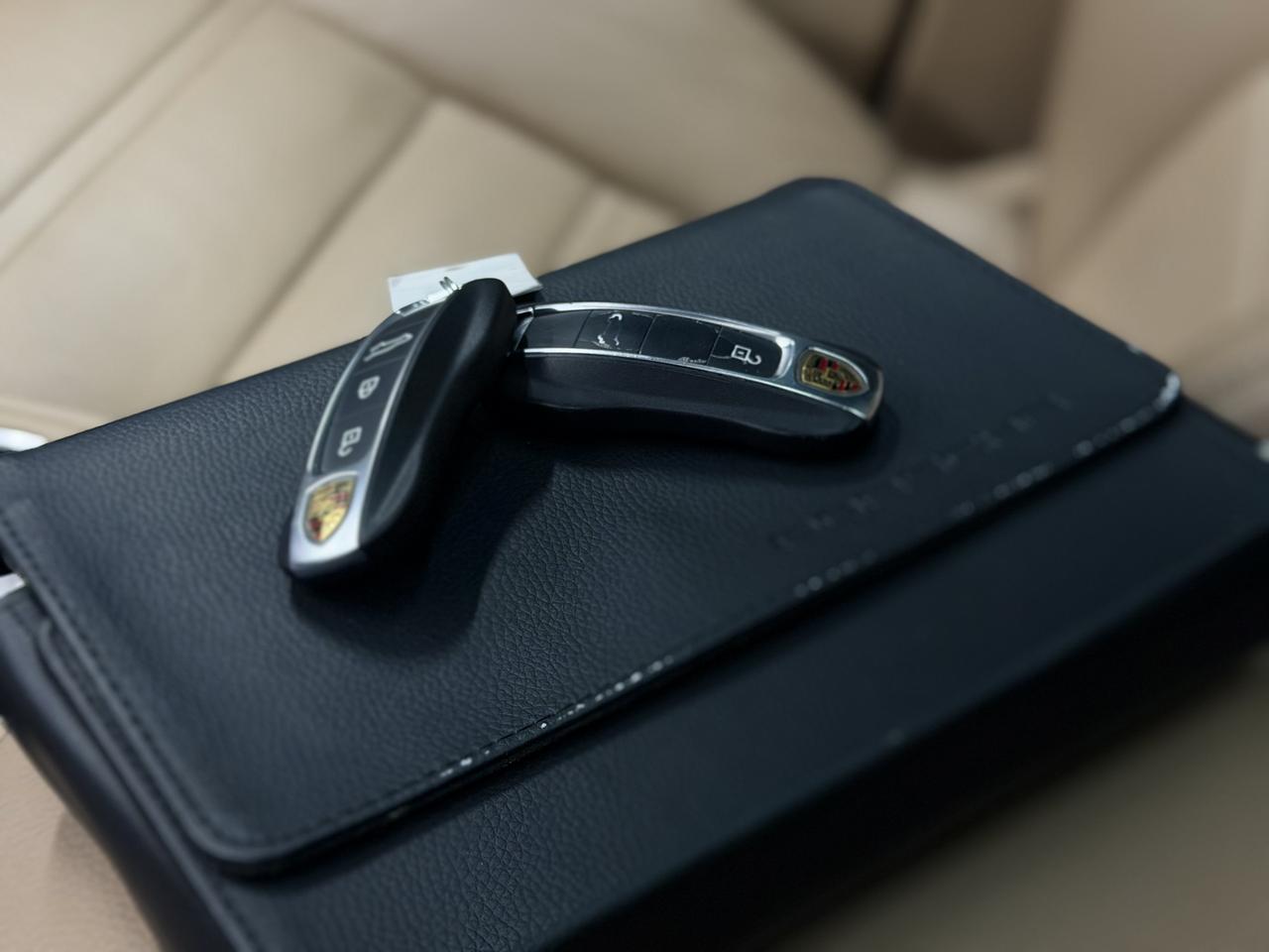 2021 Porsche Cayenne COUPE|SPORT CHRONO&EXHAUST|360CAM|BSM|FCW|PANO Photo