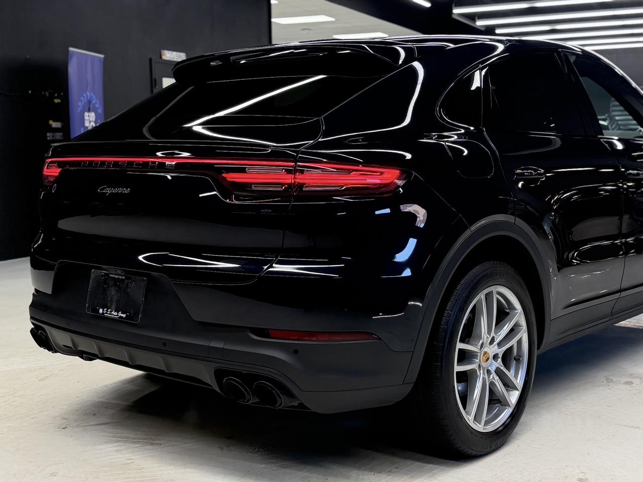 2021 Porsche Cayenne COUPE|SPORT CHRONO&EXHAUST|360CAM|BSM|FCW|PANO Photo