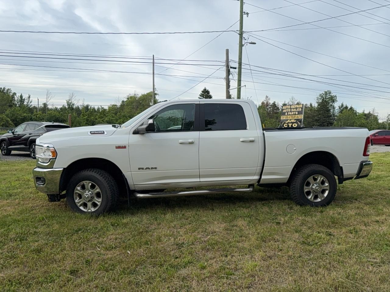 2020 RAM 2500 Big Horn Photo3
