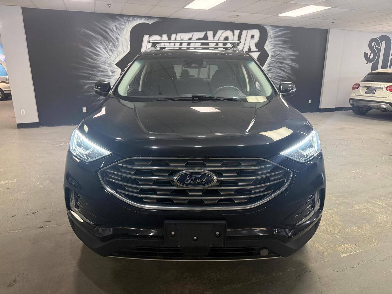 2020 Ford Edge SEL AWD Photo