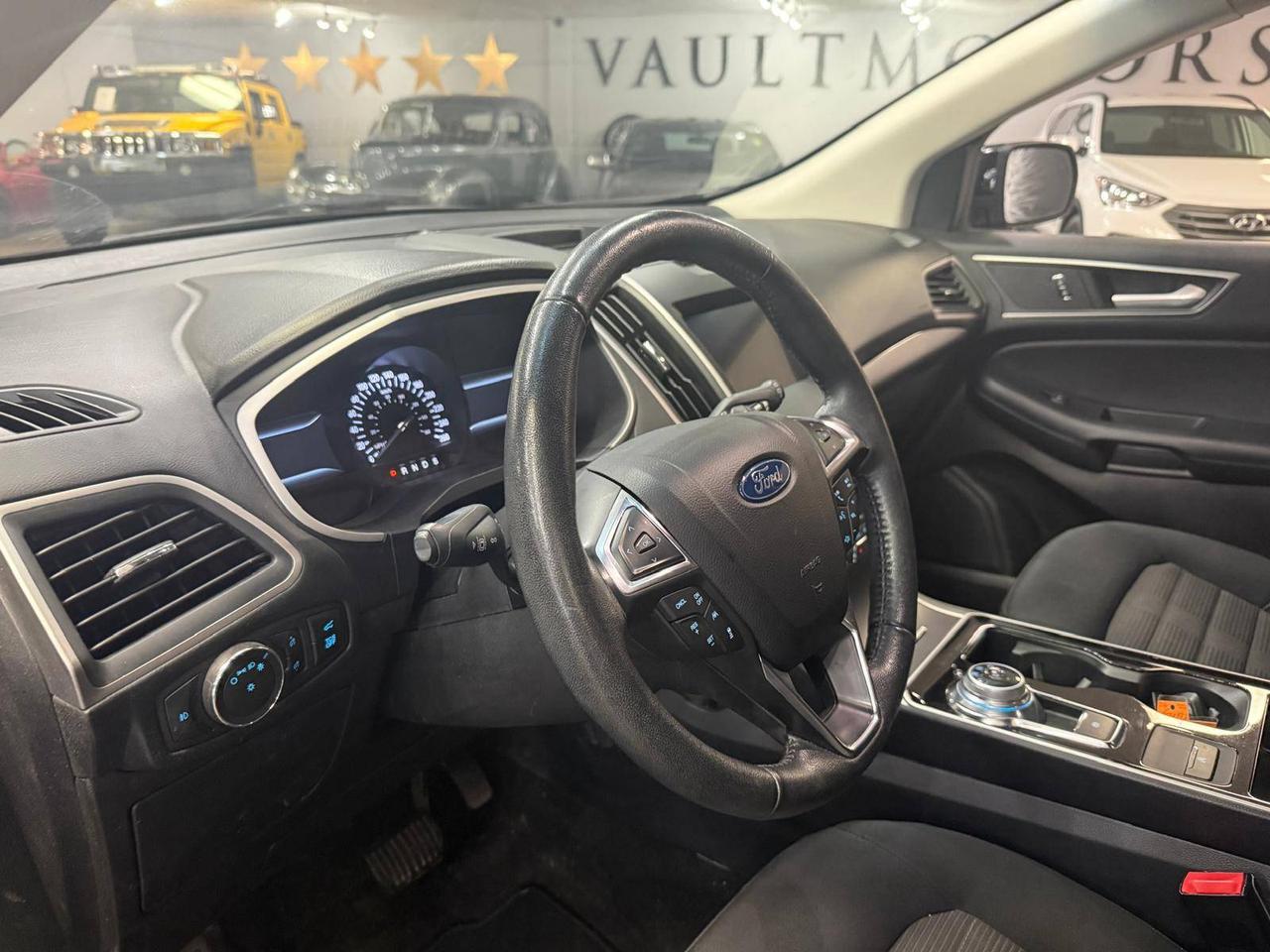 2020 Ford Edge SEL AWD Photo