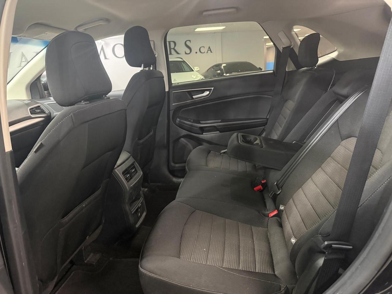 2020 Ford Edge SEL AWD Photo