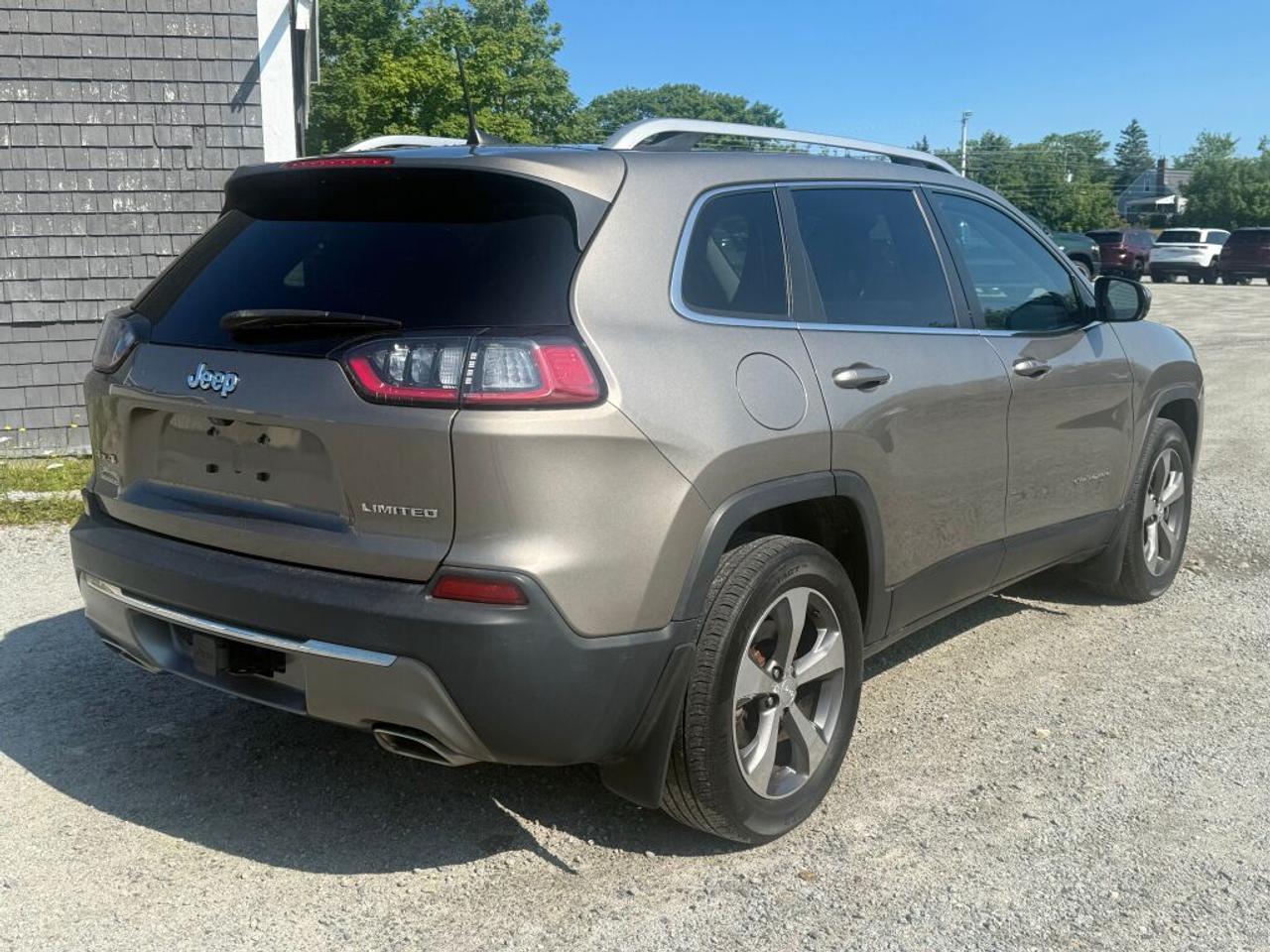 2019 Jeep Cherokee Limited Photo