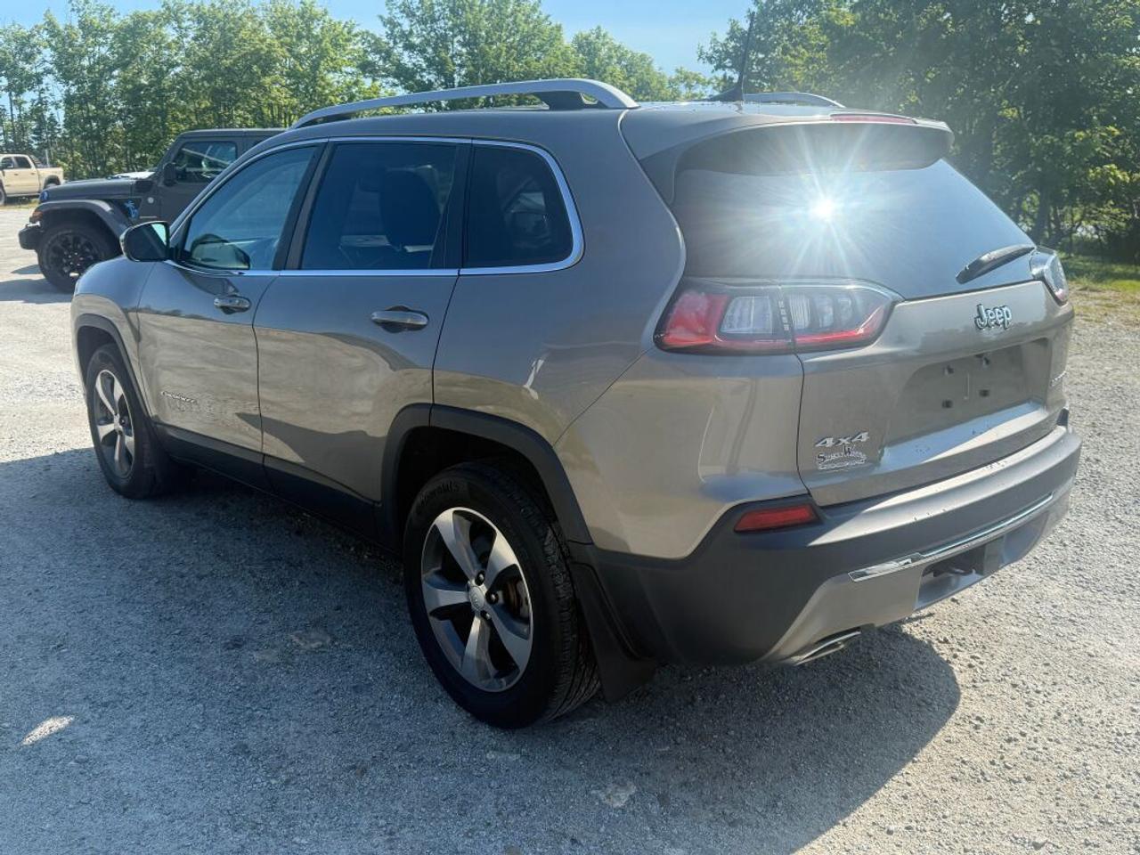 2019 Jeep Cherokee Limited Photo