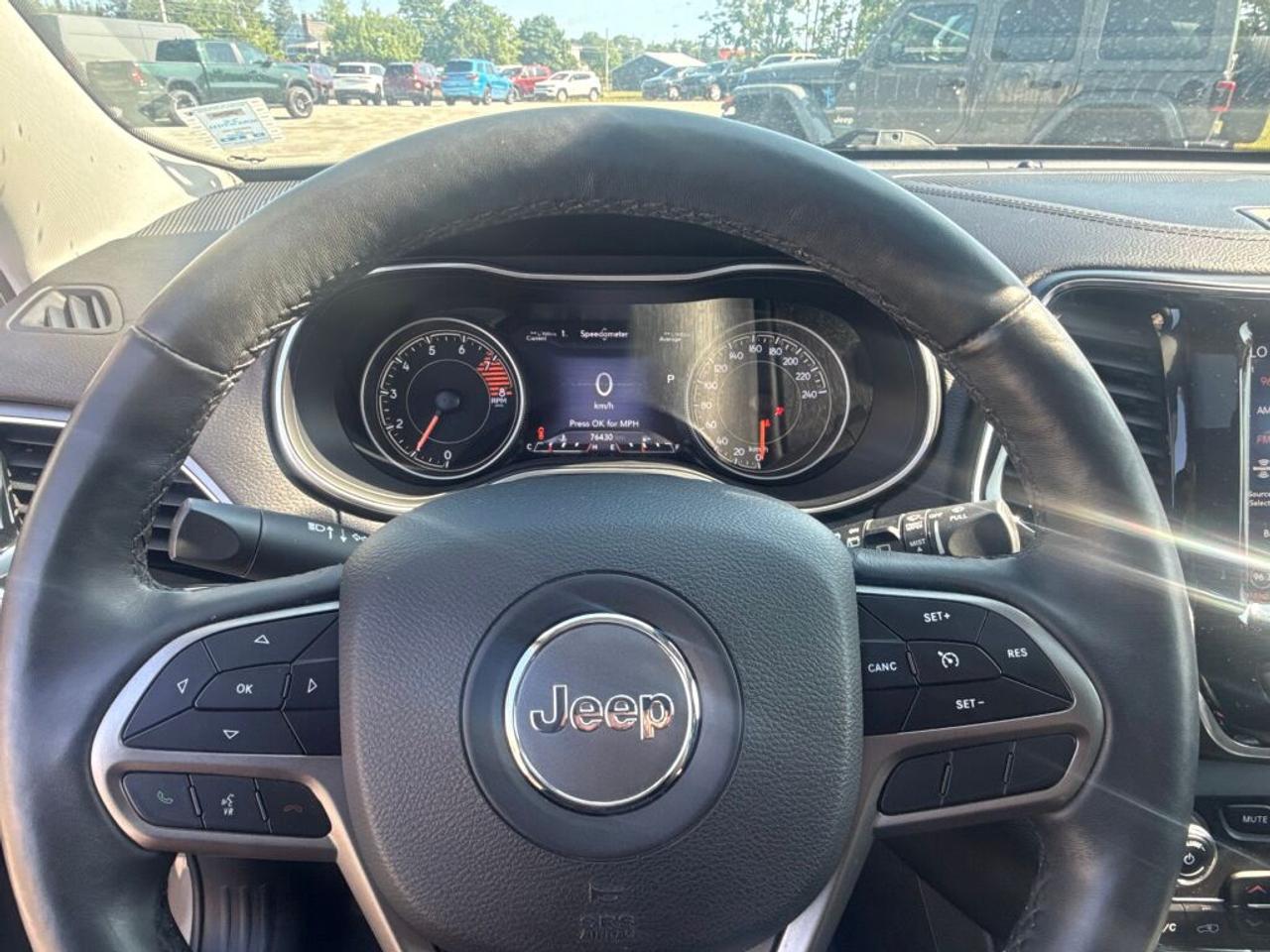 2019 Jeep Cherokee Limited Photo