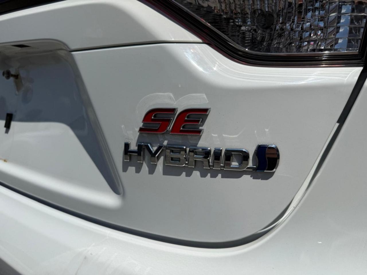 2024 Toyota Corolla Hybrid SE AWD /FULL SERVICE HISTORY /SUNROOF /REAR CAM Photo