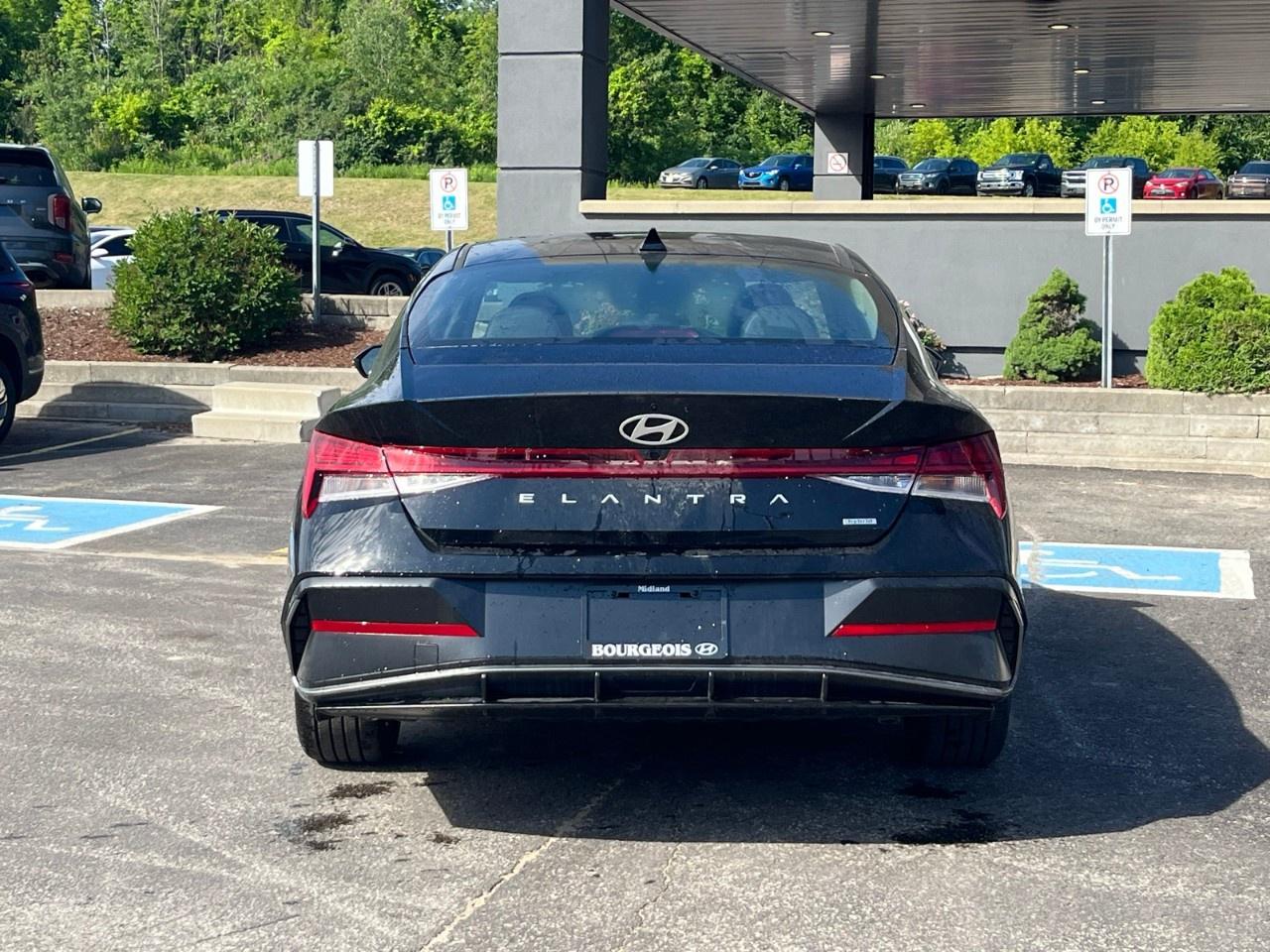 2026 Hyundai Elantra Hybrid Luxury Sedan Photo
