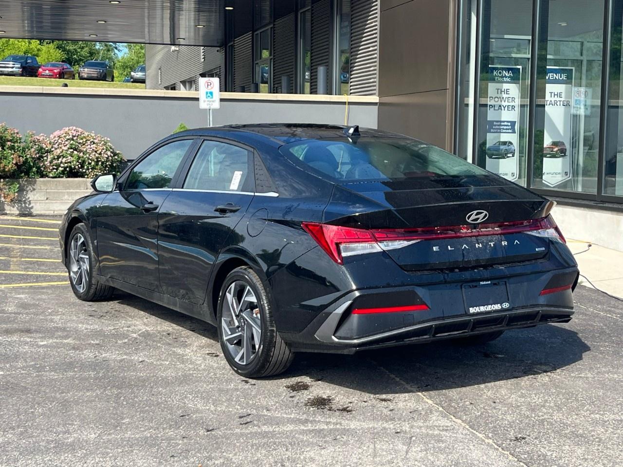 2026 Hyundai Elantra Hybrid Luxury Sedan Photo
