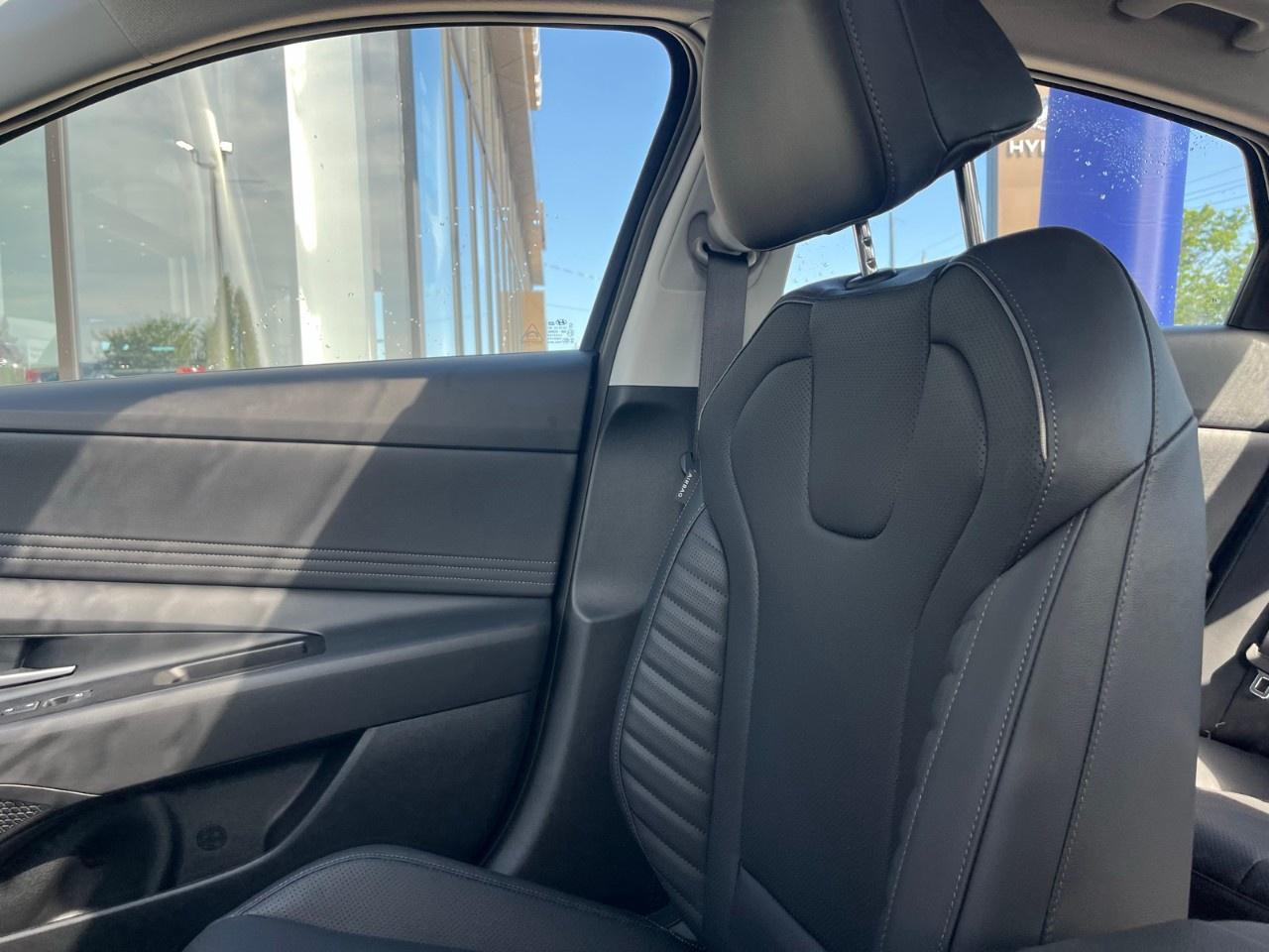 2026 Hyundai Elantra Hybrid Luxury Sedan Photo