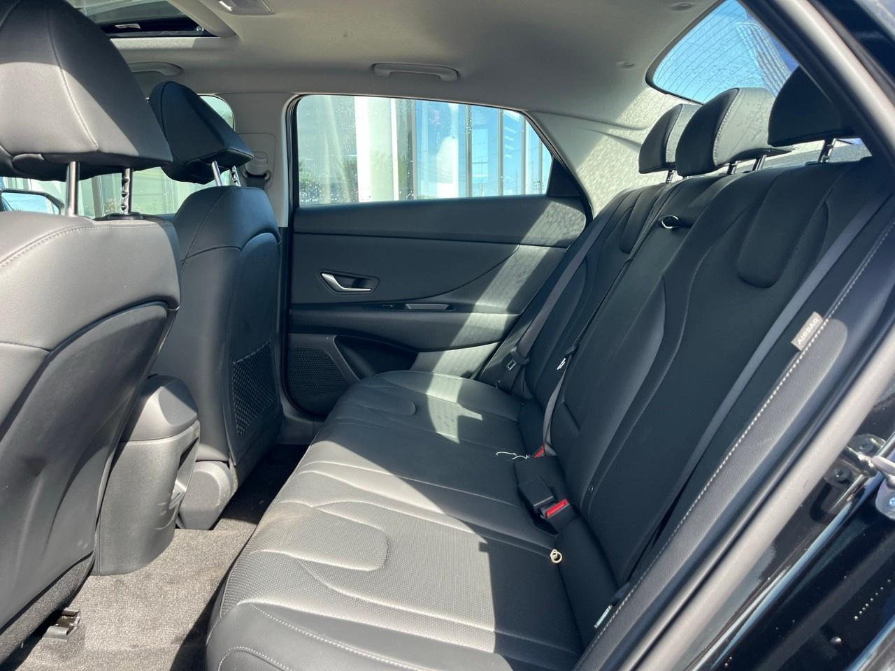 2026 Hyundai Elantra Hybrid Luxury Sedan Photo